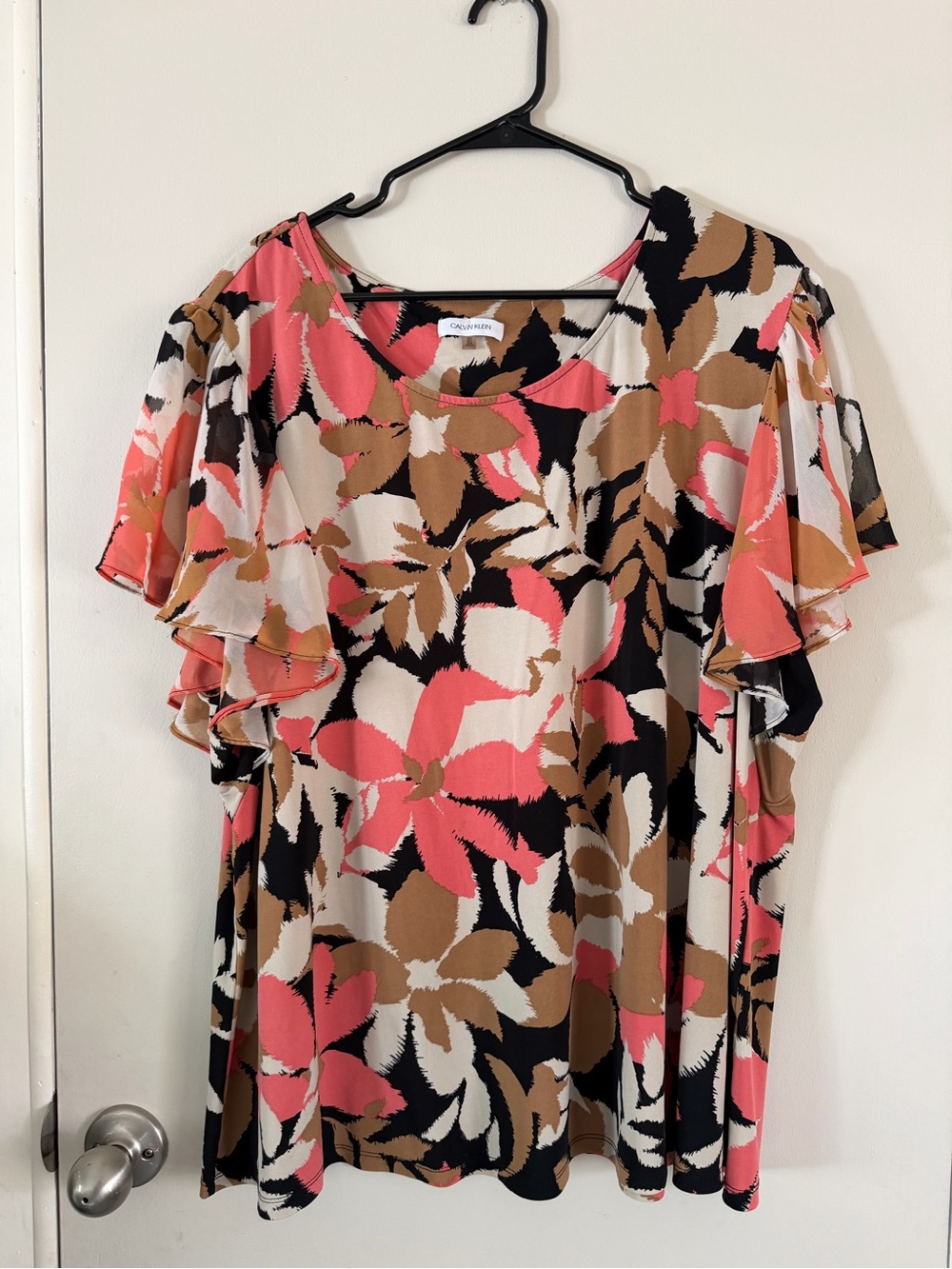 Calvin Klein Coral Floral Flutter Sleeve Top